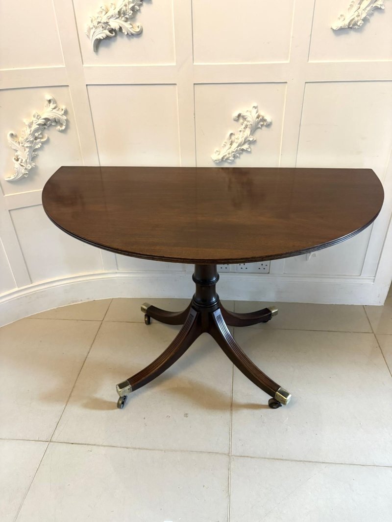 Antique Georgian Mahogany Triple Pillar Dining Table 12–14 Seater Extending with Two Leaves - Image 15